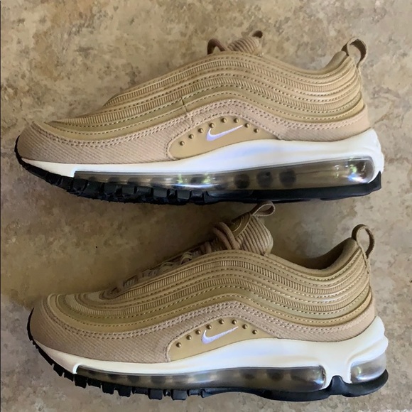 nude nike 97